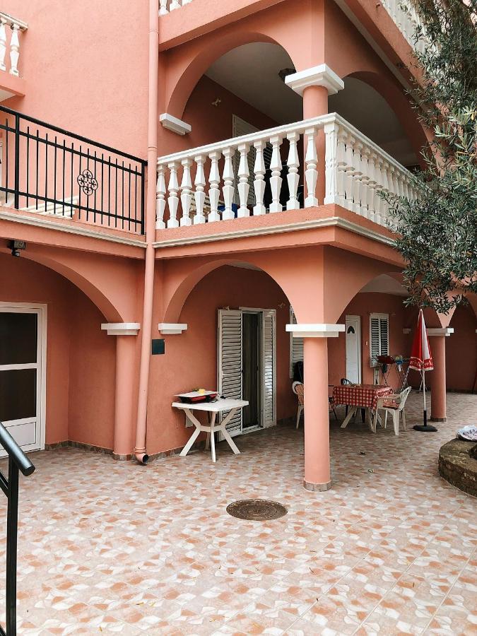Apartment Pavle Perovic Sveti Stefan Exteriör bild