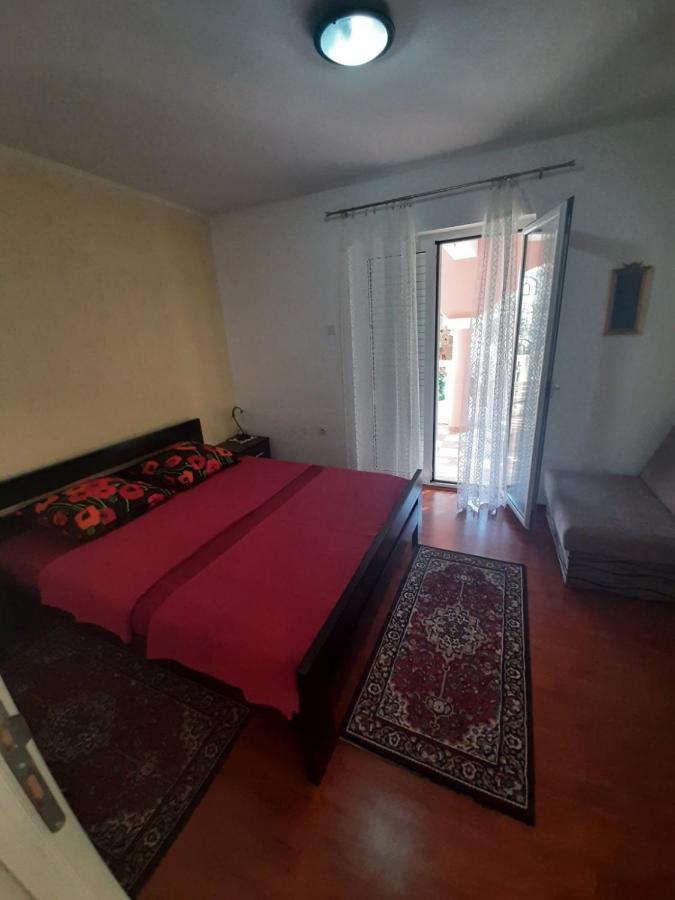 Apartment Pavle Perovic Sveti Stefan Exteriör bild